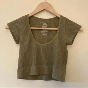 By Anthropologie olive ribbed modal blend crop  top